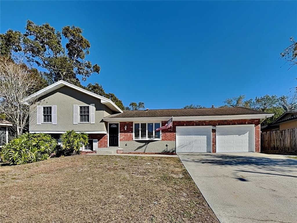 1439 LEAFWOOD COURT TARPON SPRINGS, FL 34689