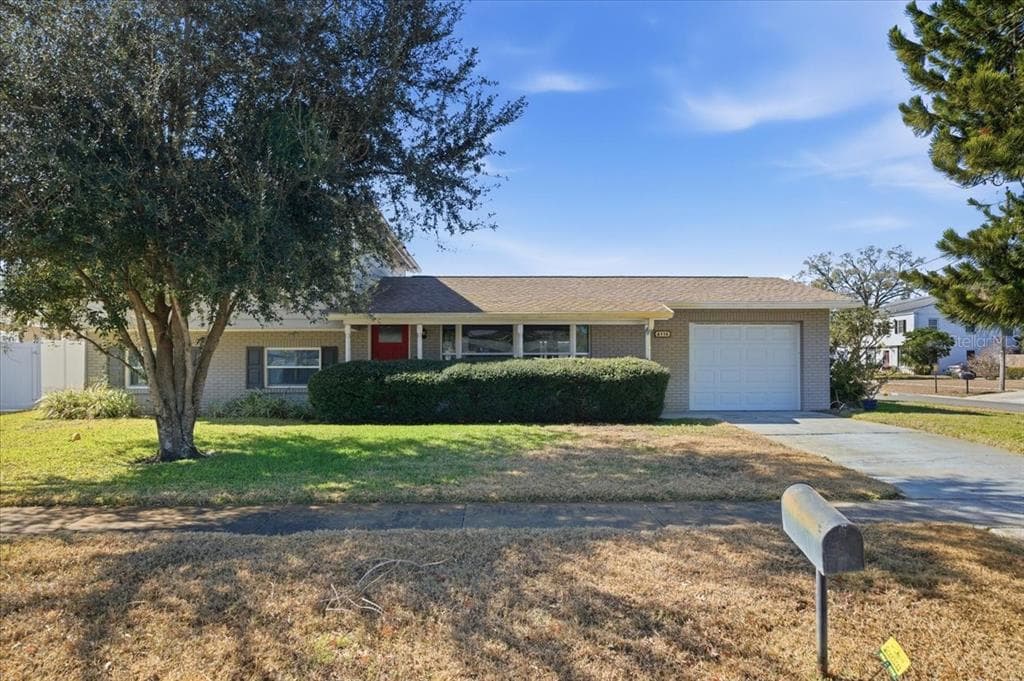 6116 N GLEN AVENUE TAMPA, FL 33614