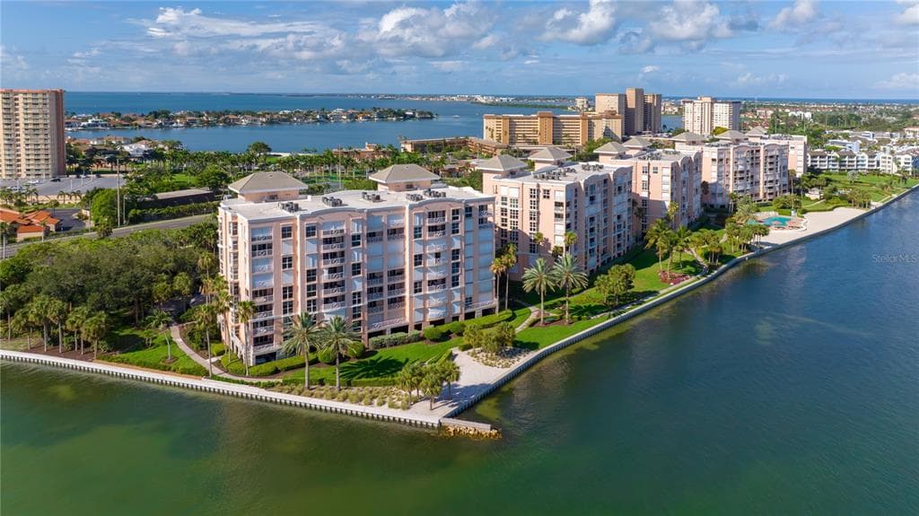 4981 BACOPA LANE S UNIT 703 ST PETERSBURG, FL 33715