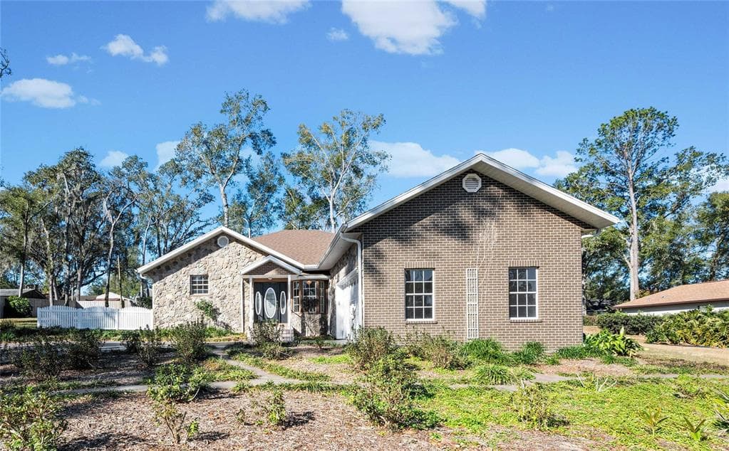 12601 TIMBER RUN DADE CITY, FL 33525