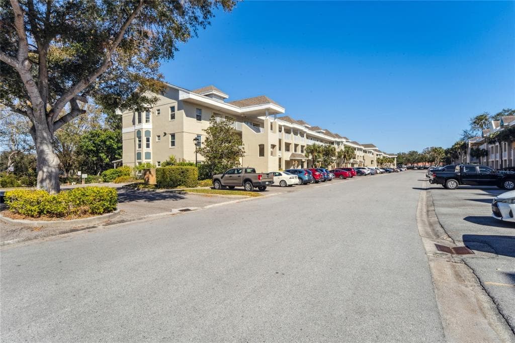 2210 UTOPIAN DRIVE E UNIT 201