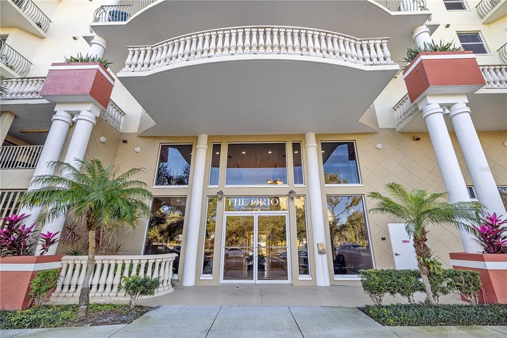 750 4TH AVENUE S UNIT 403C ST PETERSBURG, FL 33701