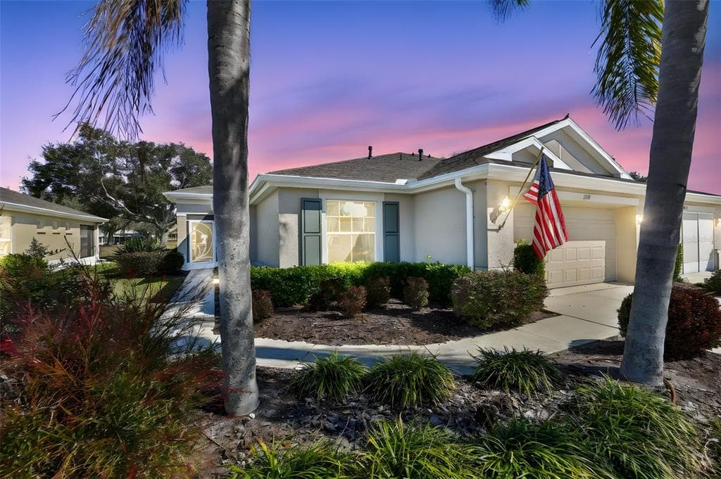 2119 GRANTHAM GREENS DRIVE SUN CITY CENTER, FL 33573