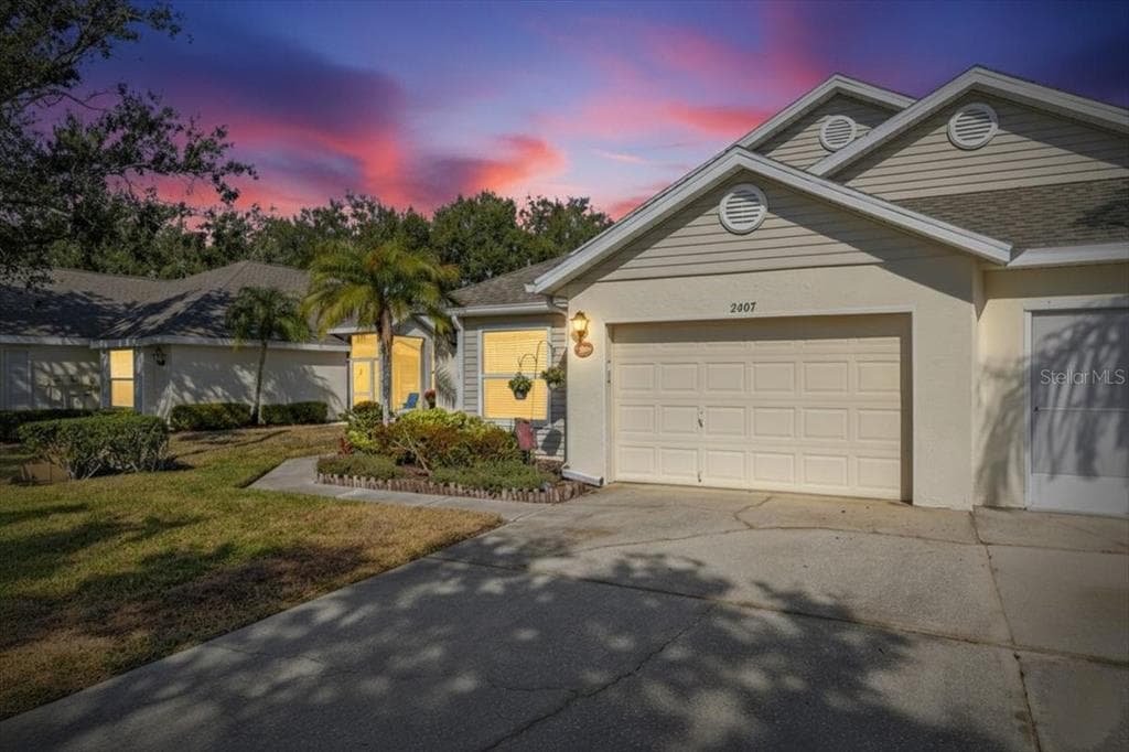 2407 NANTUCKET HARBOR LOOP SUN CITY CENTER, FL 33573