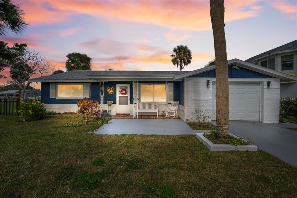 5433 BLUEPOINT DRIVE PORT RICHEY, FL 34668
