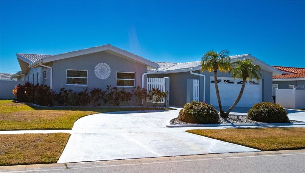 14898 CROWN DRIVE