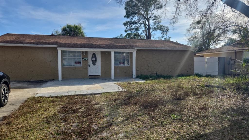 7914 WOODGROVE CIRCLE