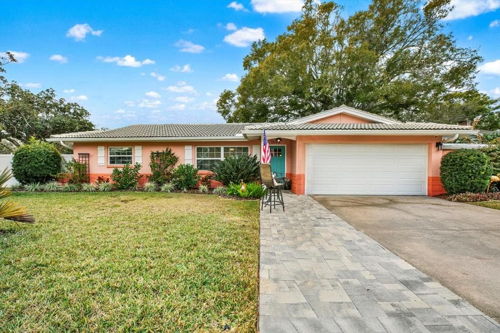 1599 SAN CHRISTOPHER DRIVE DUNEDIN, FL 34698