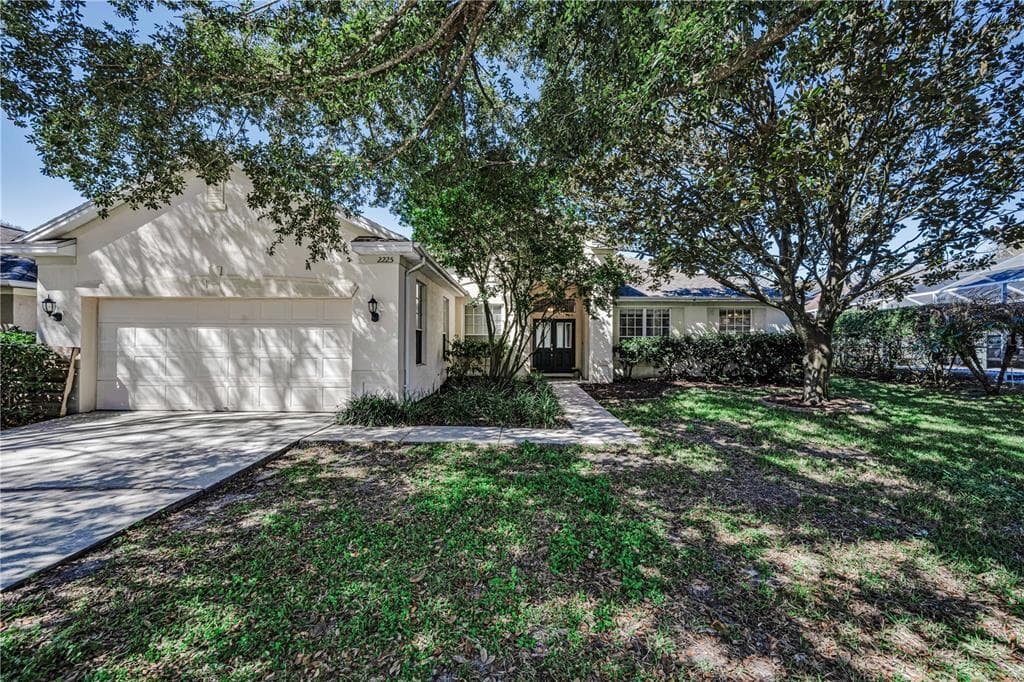 2225 LONGMORE CIRCLE VALRICO, FL 33596
