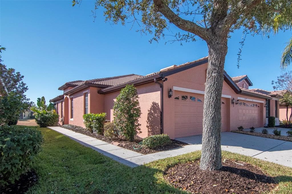 125 SHELL FALLS DRIVE