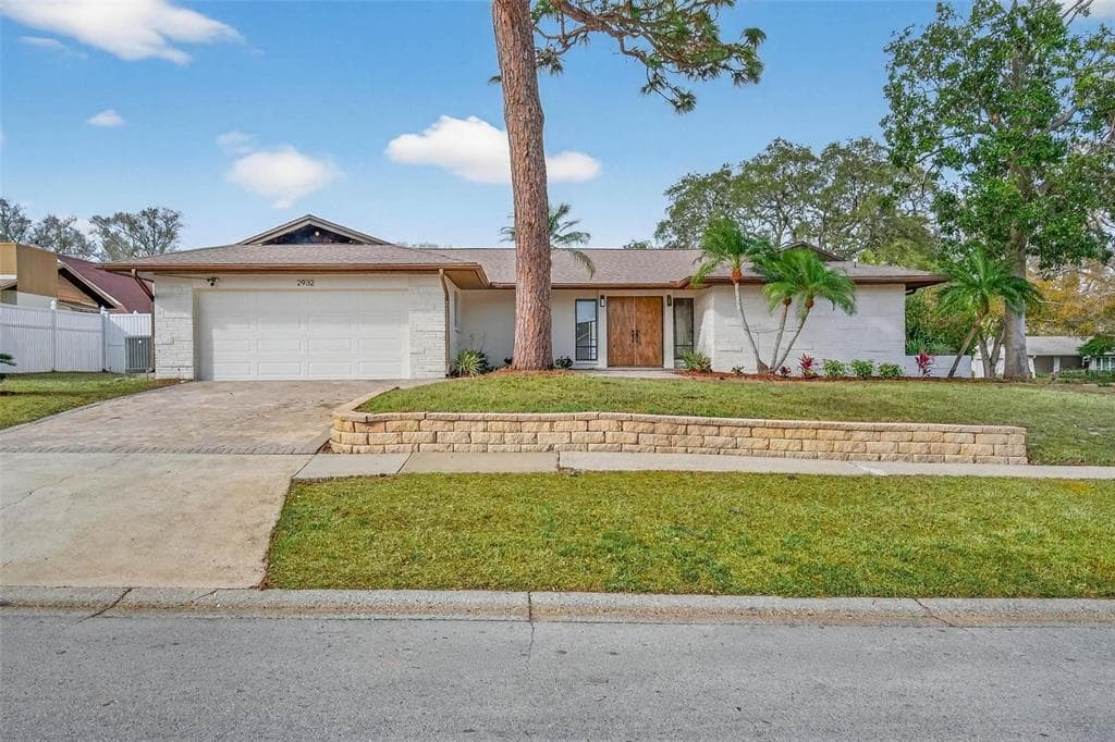 2932 SWEETGUM WAY S CLEARWATER, FL 33761