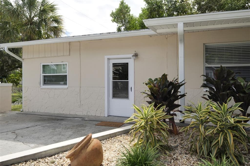 1158 7TH STREET S UNIT A SAFETY HARBOR, FL 34695