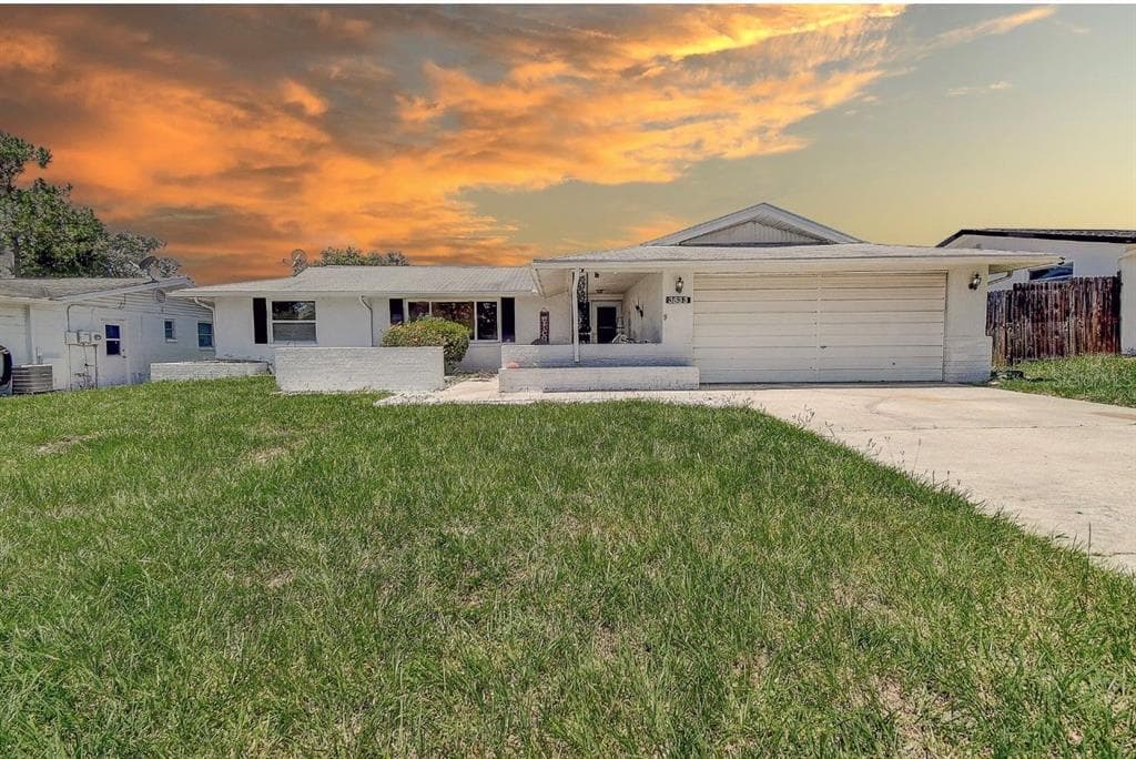 3633 BLACKHAWK DRIVE NEW PORT RICHEY, FL 34652