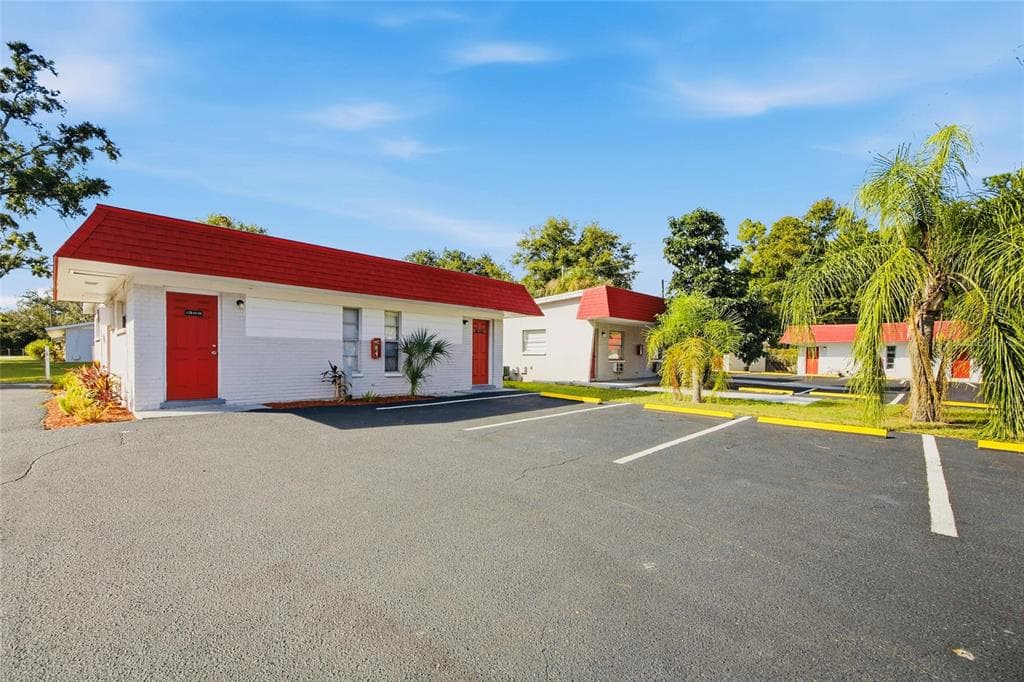 1310I LEXINGTON COURT TAMPA, FL 33612