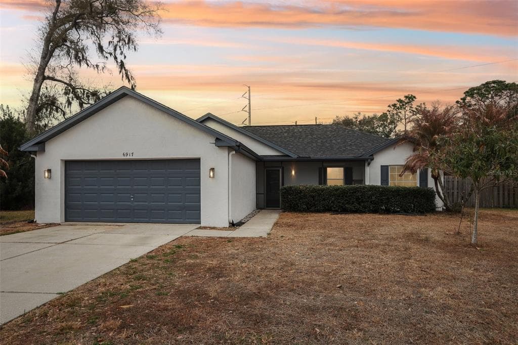 6917 OAKCREST WAY ZEPHYRHILLS, FL 33542
