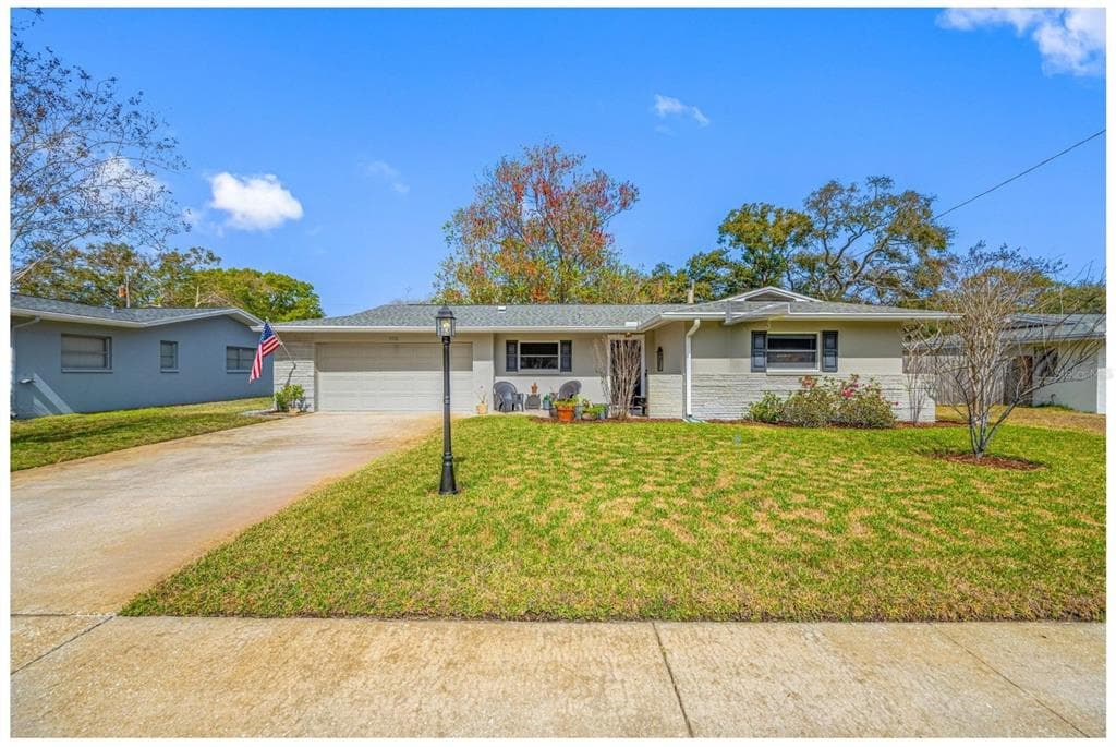 1730 IDLE DRIVE LARGO, FL 33756