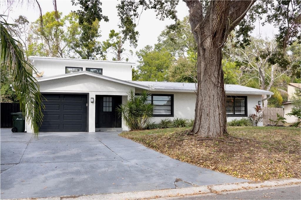 3857 WOODROW RIDGE STREET SARASOTA, FL 34233