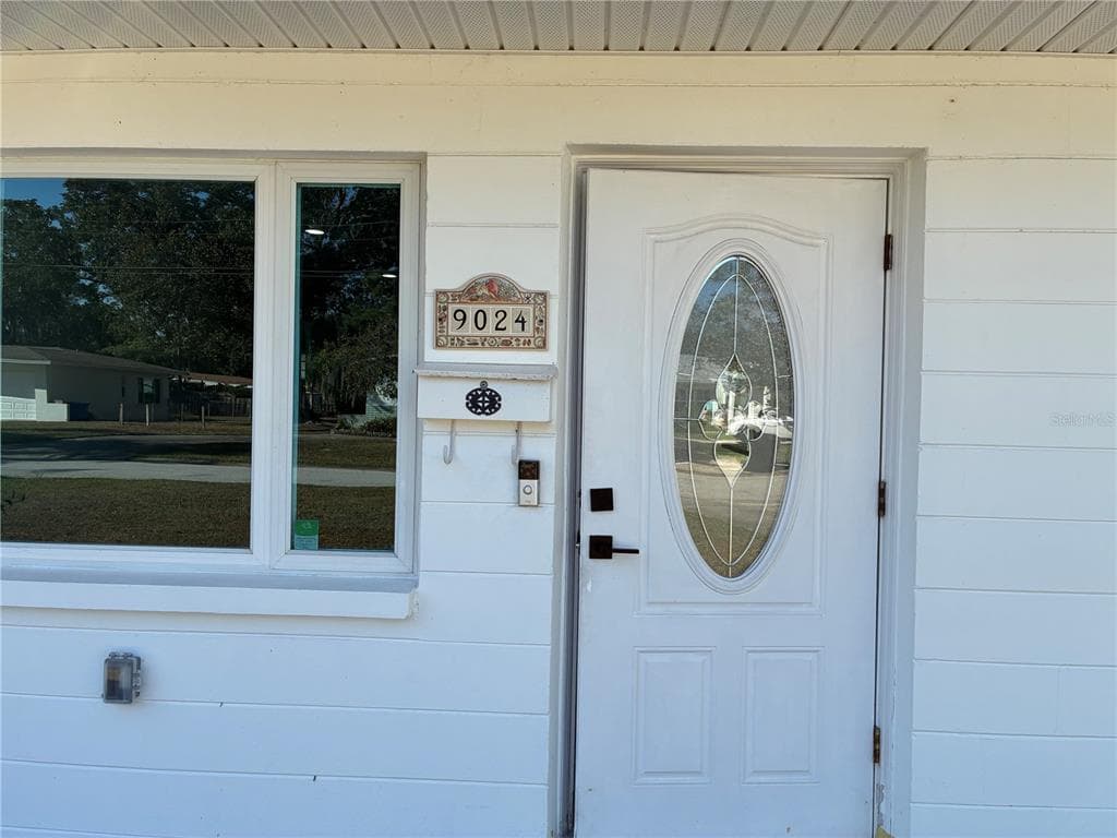 9024 2ND STREET N ST PETERSBURG, FL 33702