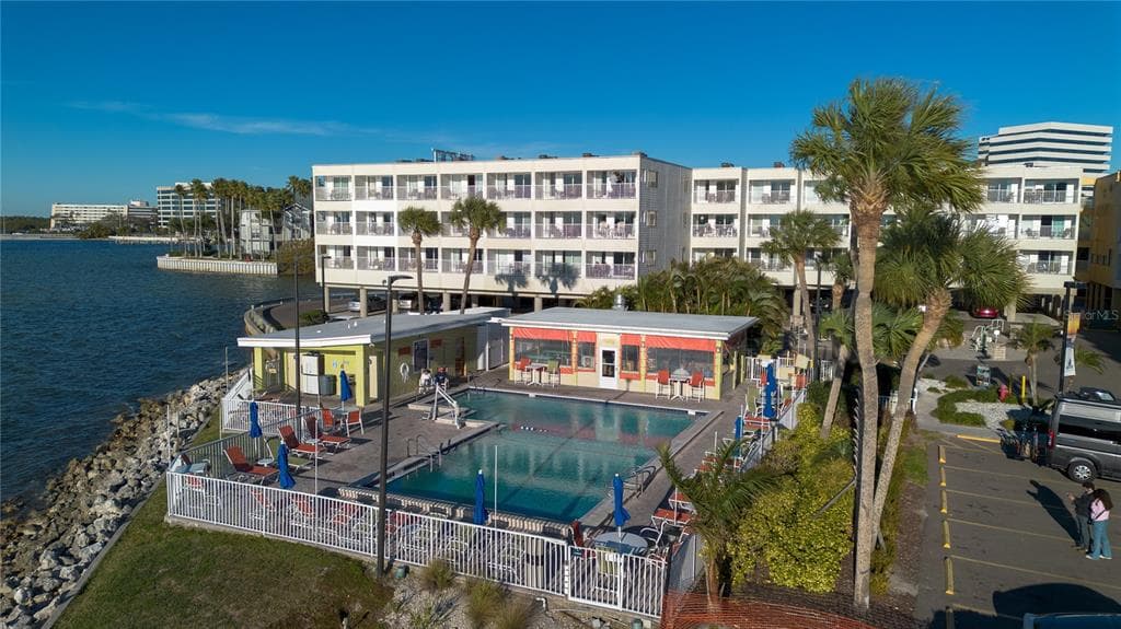 2506 N ROCKY POINT DRIVE UNIT 333 TAMPA, FL 33607