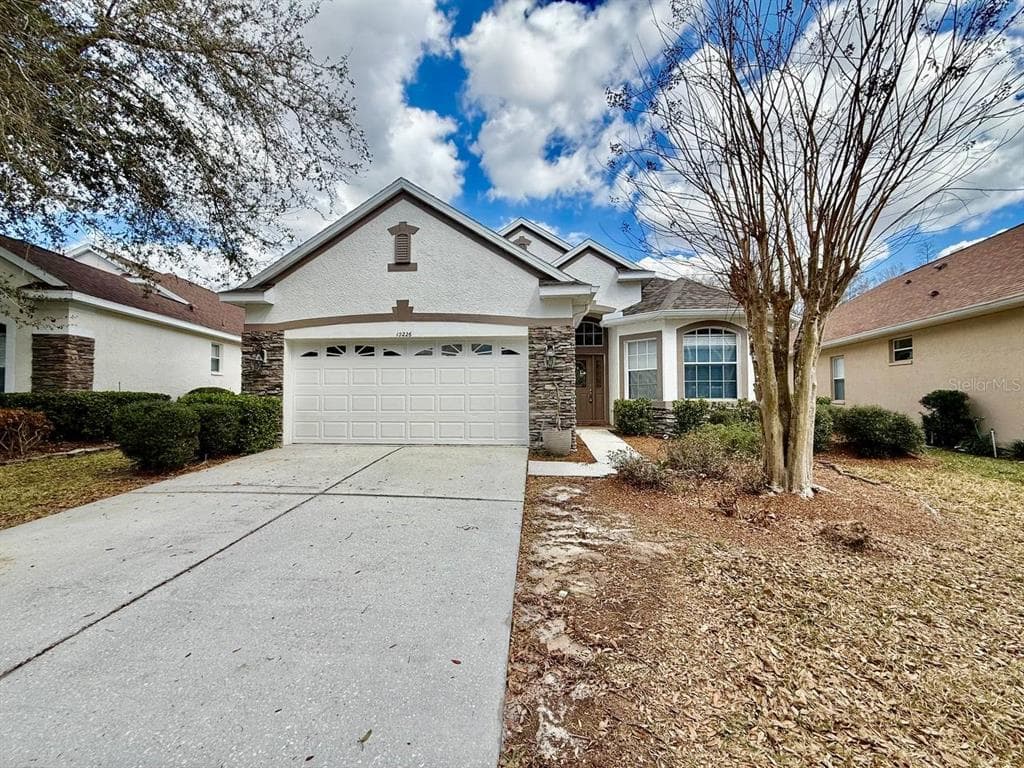 10226 EVERGREEN HILL DRIVE TAMPA, FL 33647