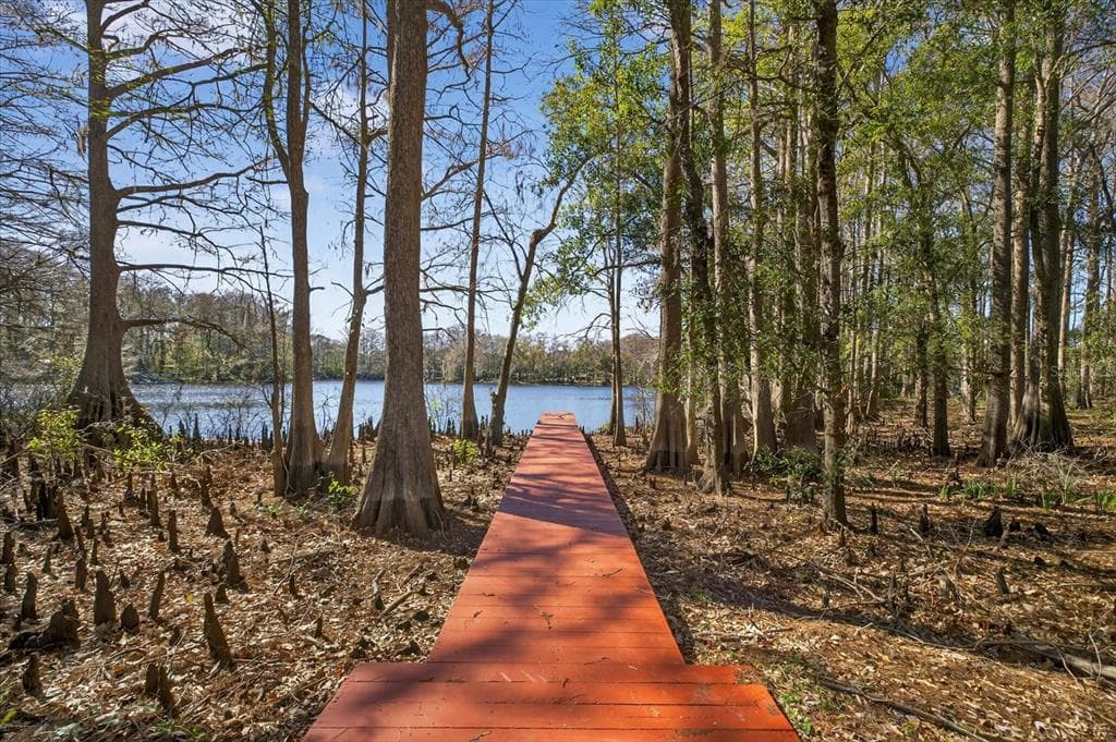8940 WICKER LANE
