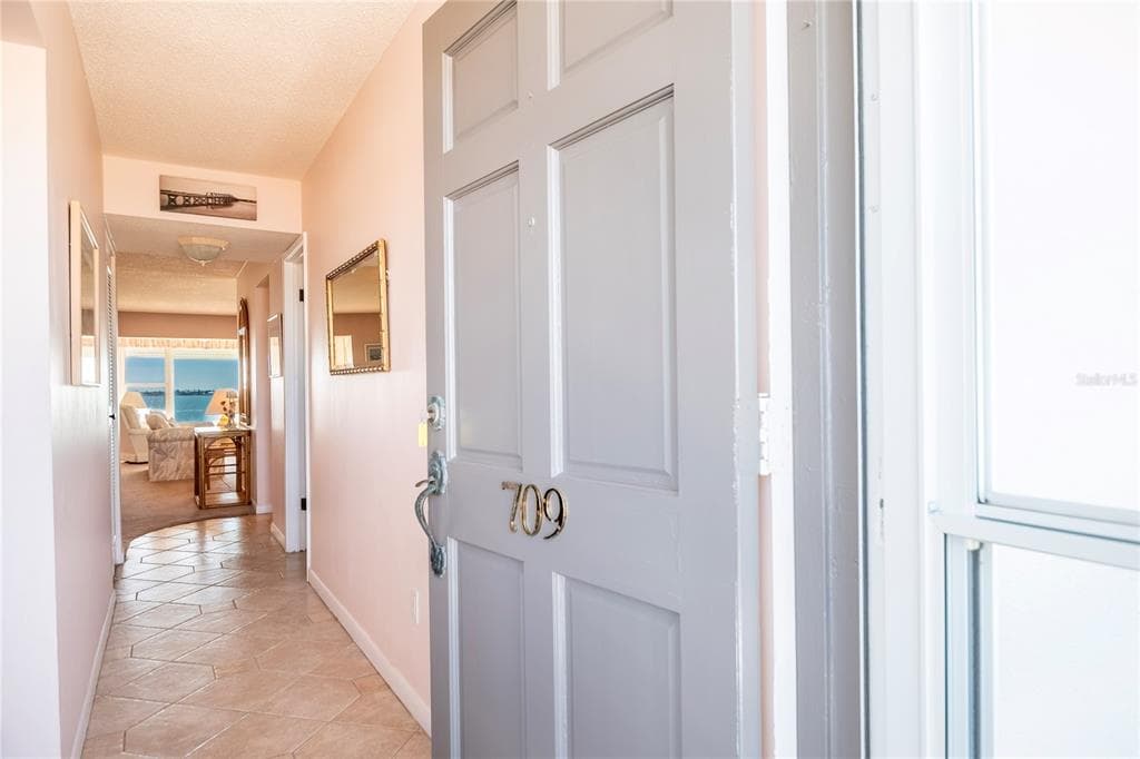 5900 SHORE BOULEVARD S UNIT 709 GULFPORT, FL 33707