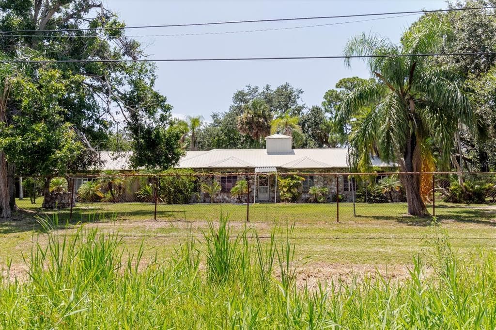 12115 S US HWY 41