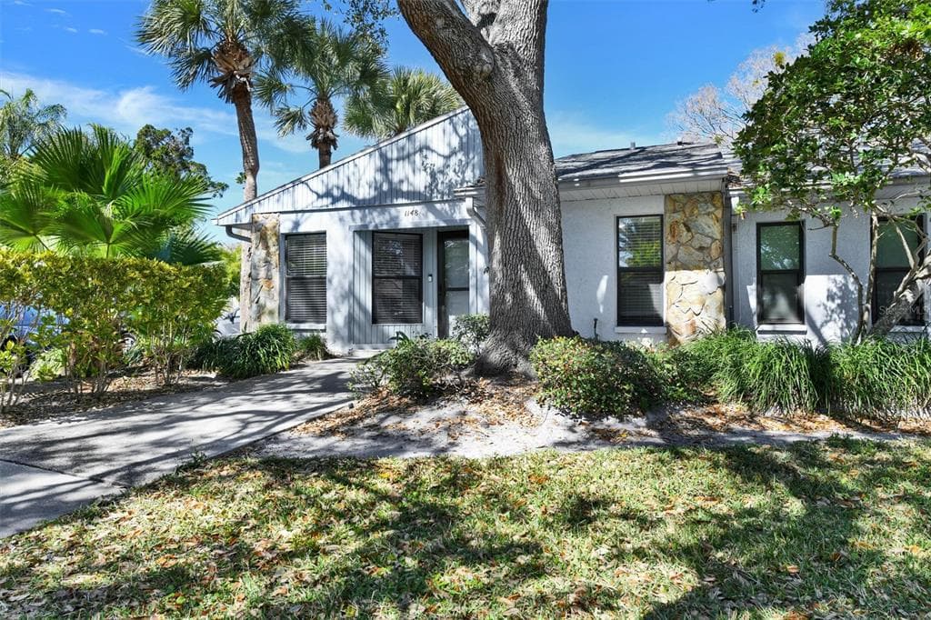 1148 FALCON DRIVE UNIT 3 DUNEDIN, FL 34698