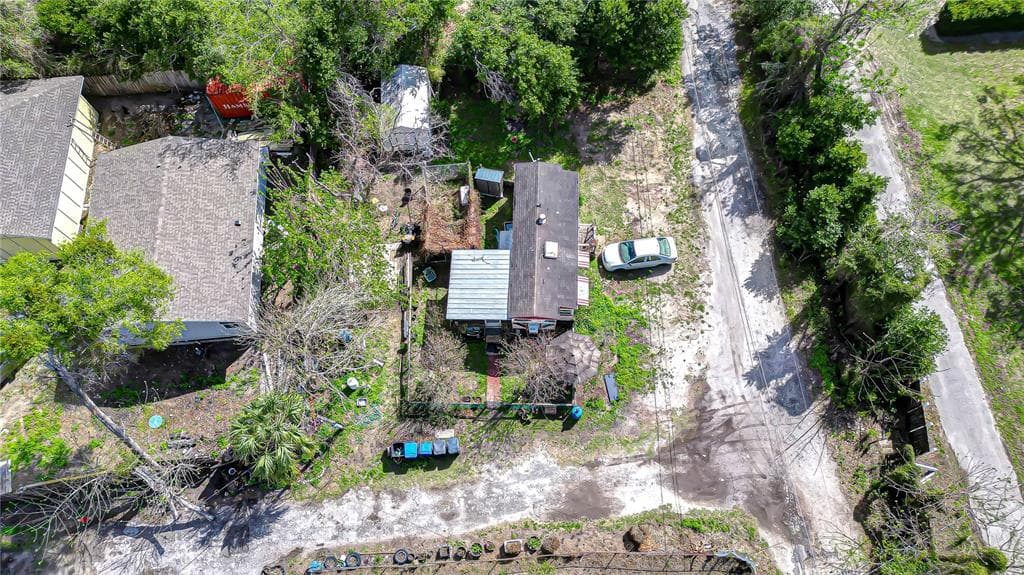8426 KRICKET LANE TAMPA, FL 33637