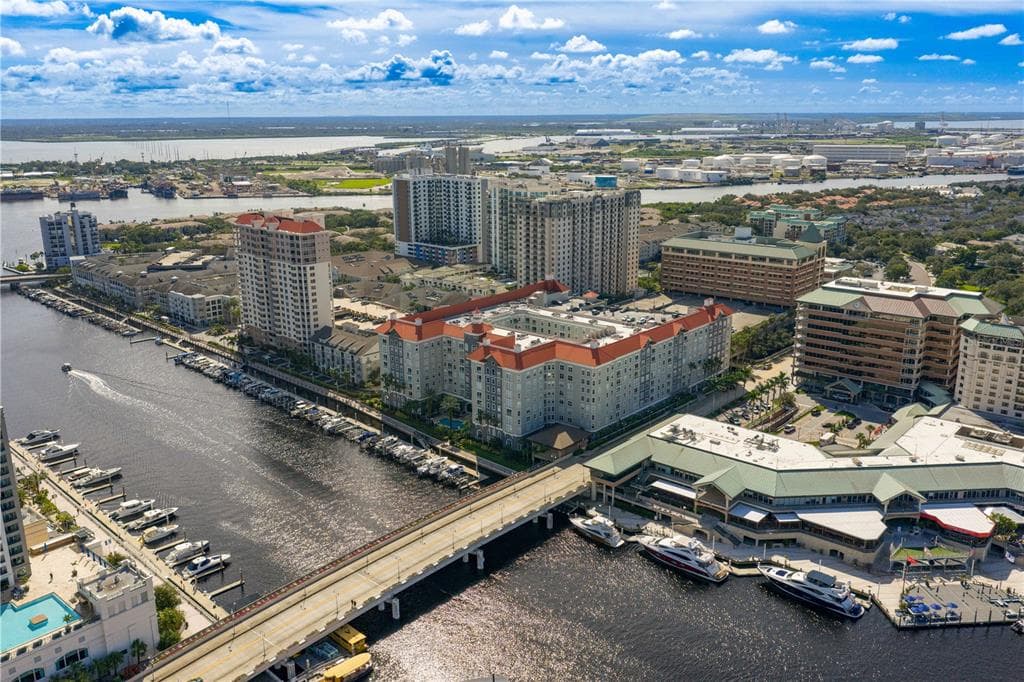 700 S HARBOUR ISLAND BOULEVARD UNIT 401 TAMPA, FL 33602