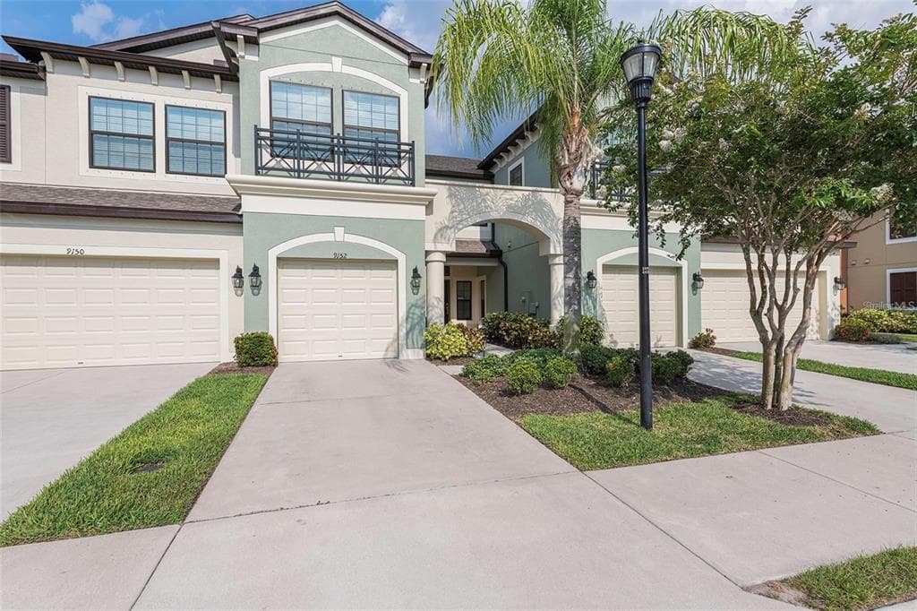 9152 FOX SPARROW ROAD TAMPA, FL 33626