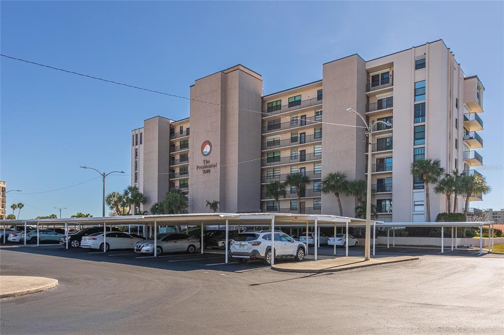 7600 SUN ISLAND DRIVE S UNIT 707 SOUTH PASADENA, FL 33707