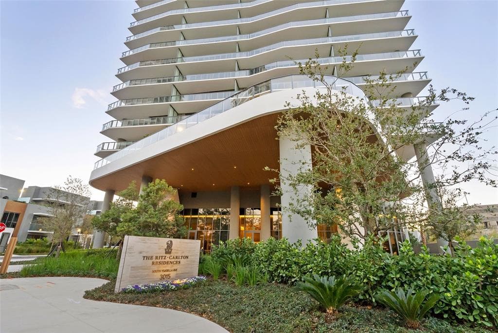 3015 S YSABELLA AVENUE UNIT 2602 TAMPA, FL 33629