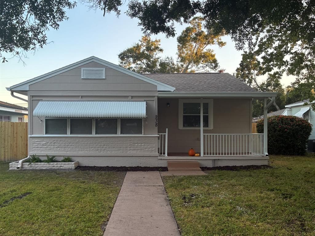 238 43RD AVENUE N ST PETERSBURG, FL 33703