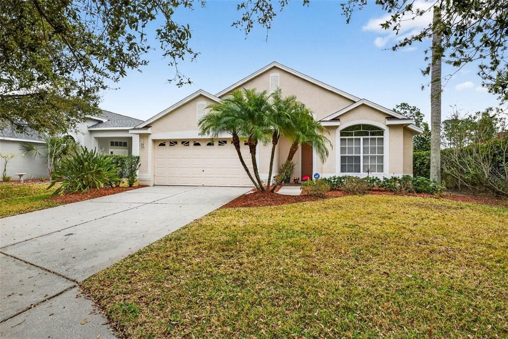 15501 CONWAY PLACE TAMPA, FL 33624