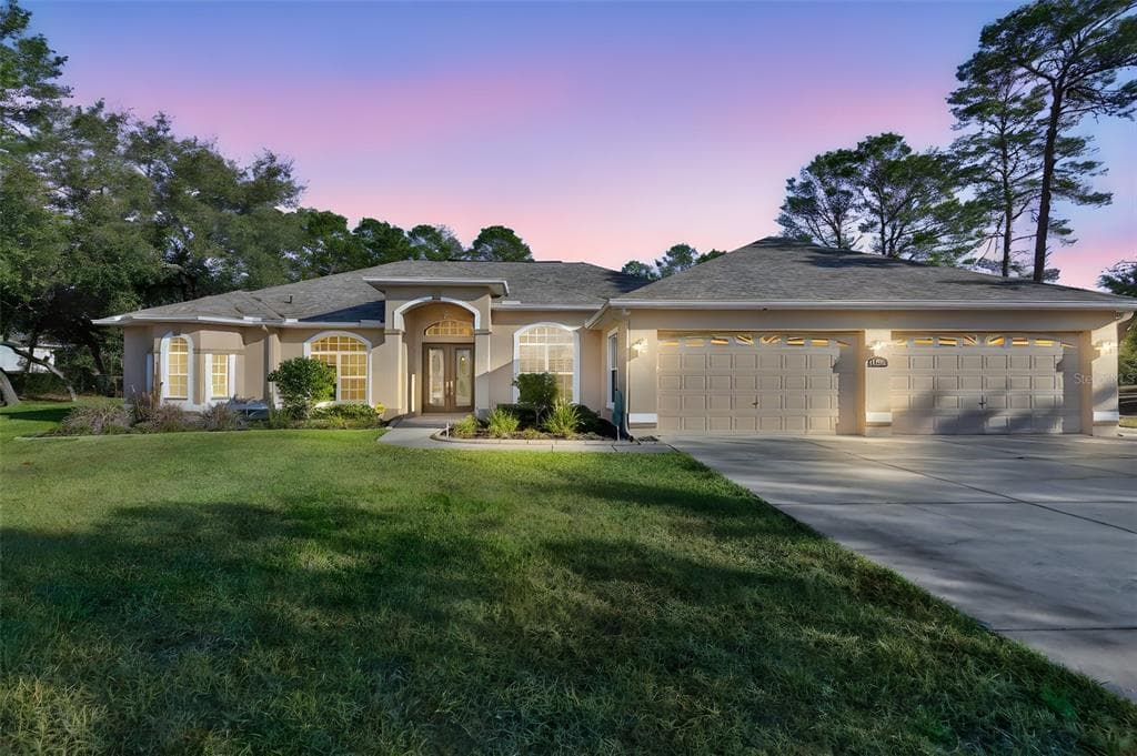 11235 WARM WIND WAY WEEKI WACHEE, FL 34613