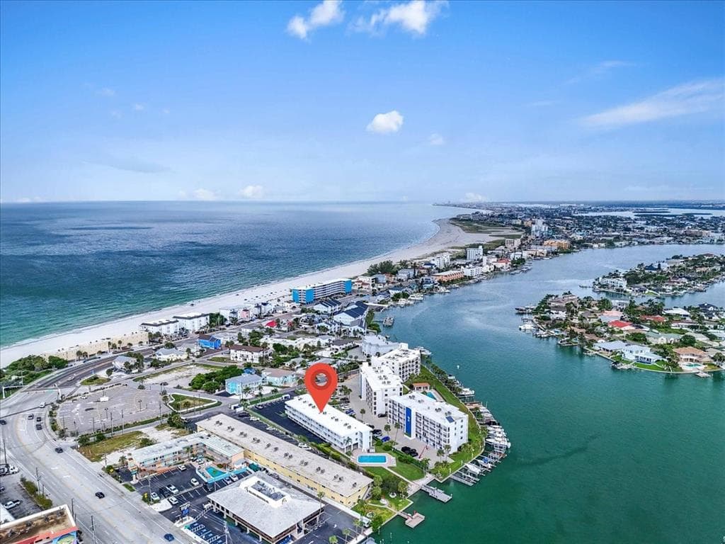 9755 HARRELL AVENUE UNIT 205 TREASURE ISLAND, FL 33706