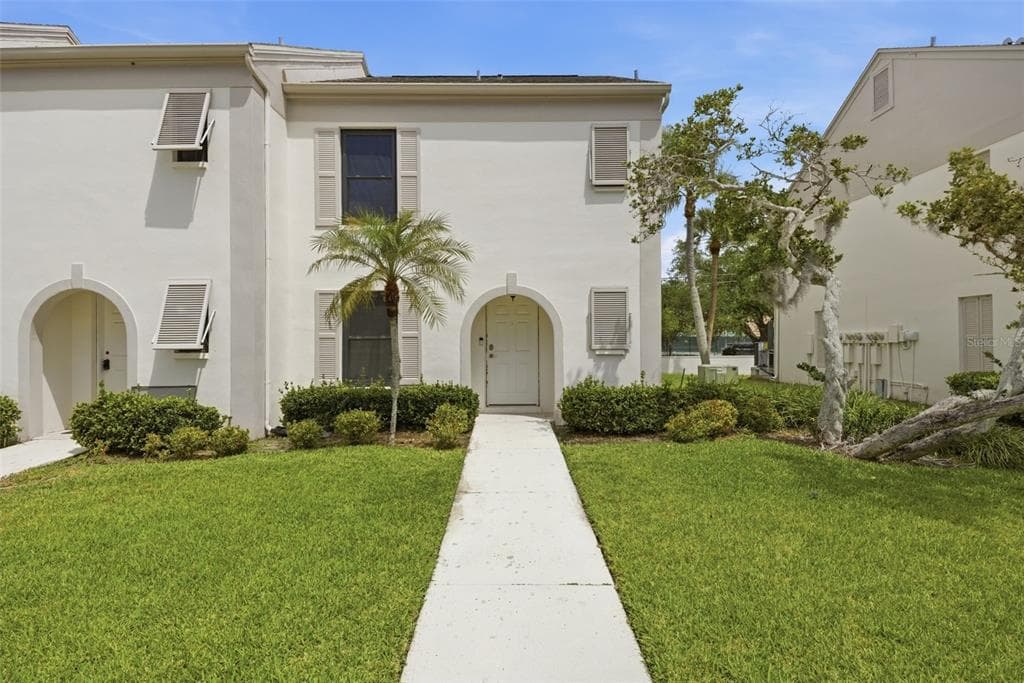 2497 HERON TERRACE UNIT C106 CLEARWATER, FL 33762