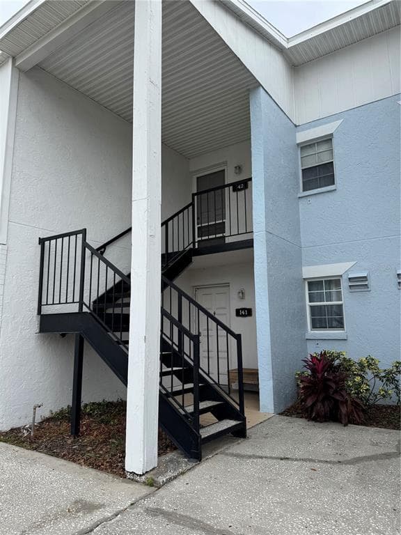 3819 N OAK DRIVE UNIT I42 TAMPA, FL 33611