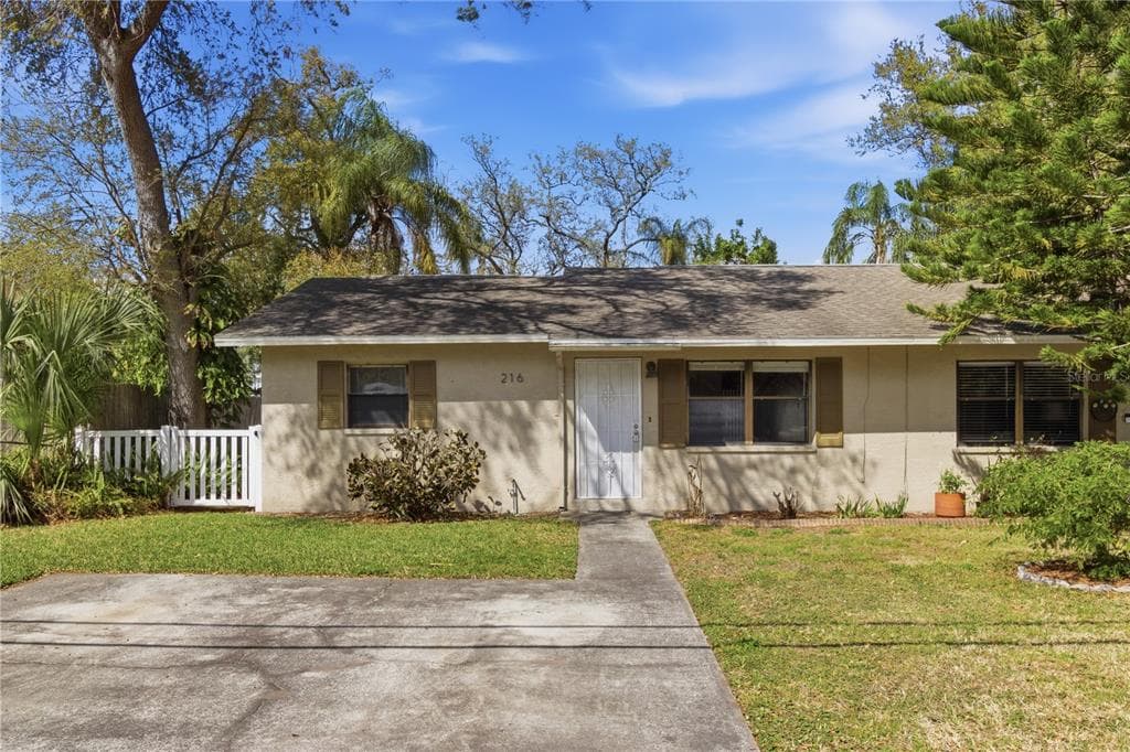 216 4TH AVENUE SW UNIT A LARGO, FL 33770
