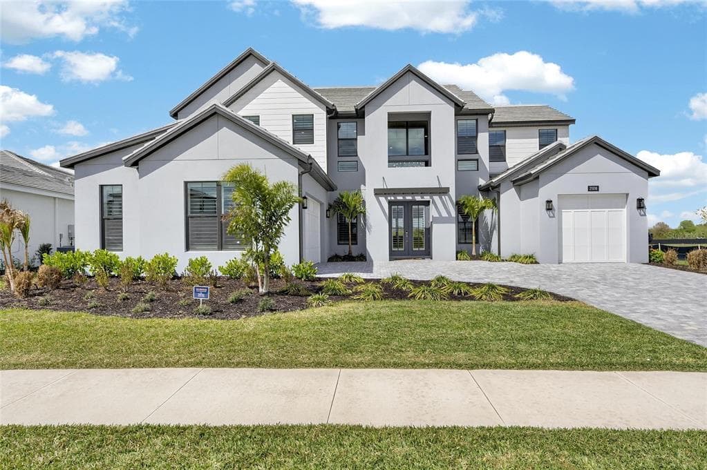 2508 WATERFRONT CIRCLE SARASOTA, FL 34240