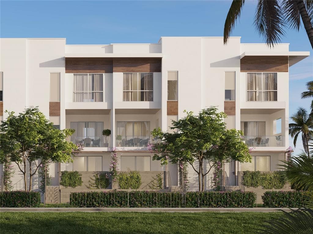 1028 SUNSET POINT ROAD UNIT R4