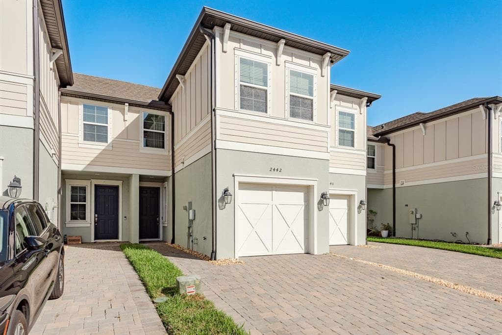 2442 FOGGY CREEK CIRCLE