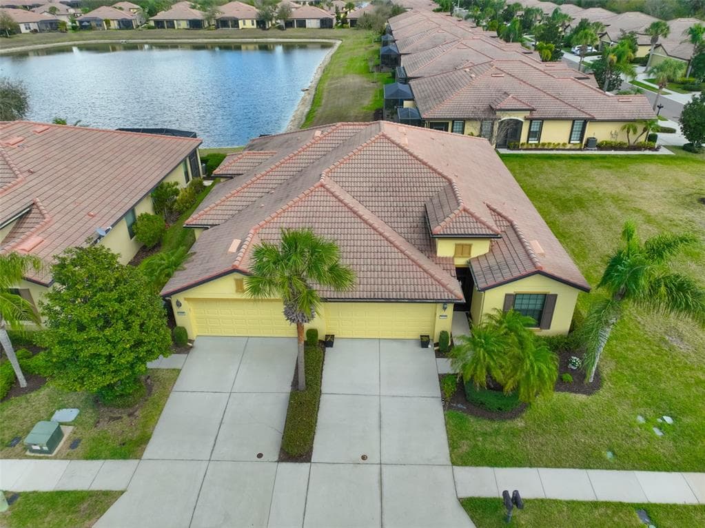 5508 SUNSET FALLS DRIVE APOLLO BEACH, FL 33572