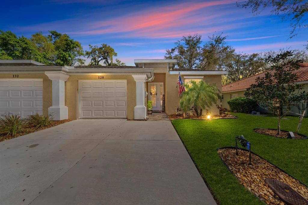 128 51ST STREET CIRCLE E UNIT 7