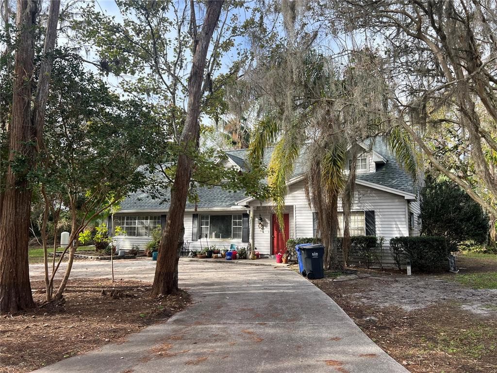 16406 LAKE BYRD DRIVE