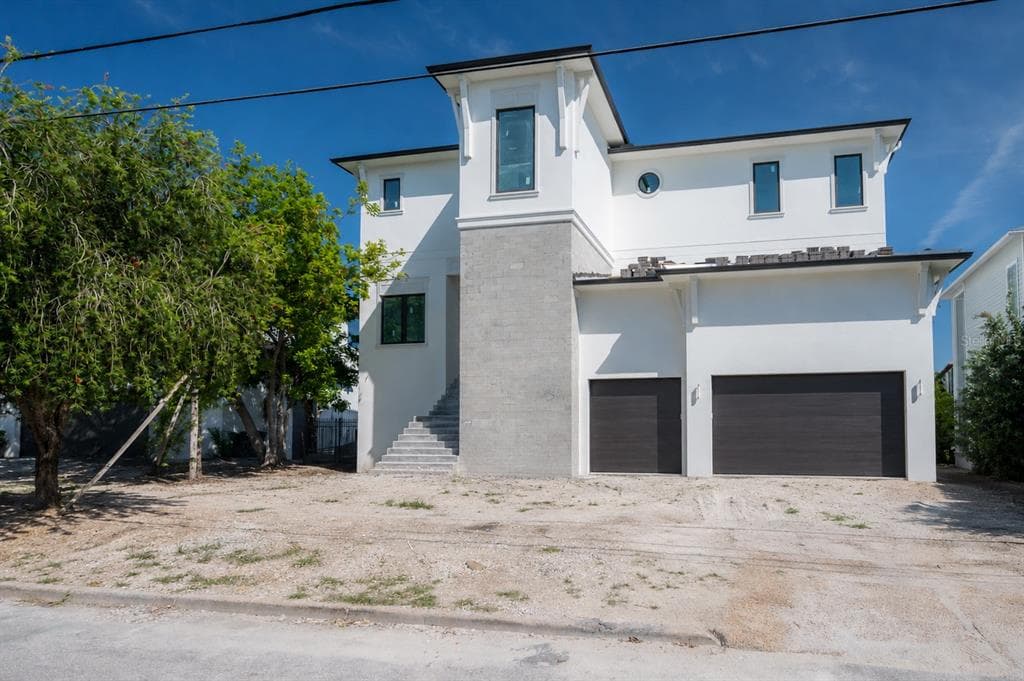 654 GENEVA PLACE