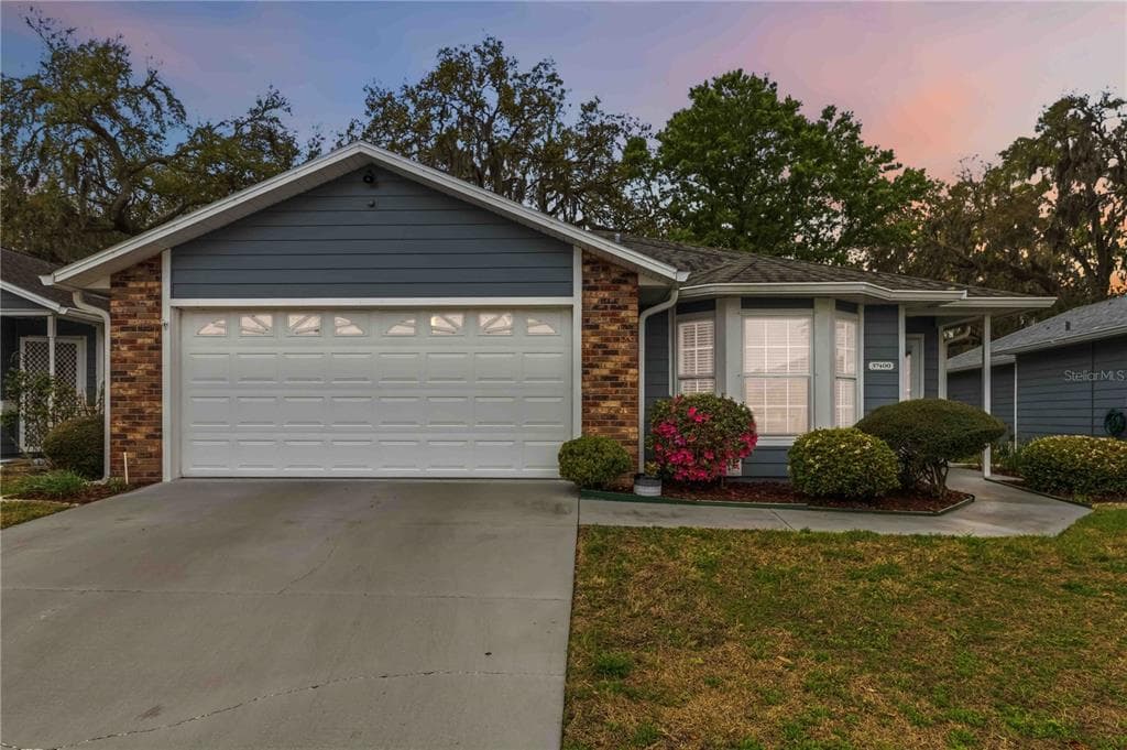 37400 DERBYSHIRE DRIVE ZEPHYRHILLS, FL 33542