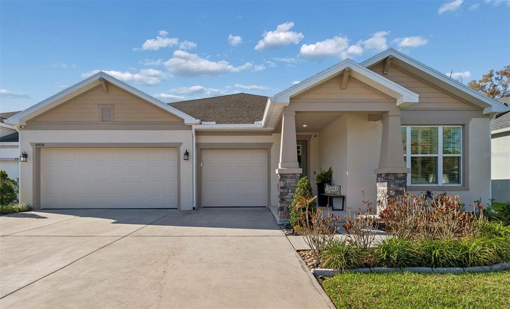 4910 LAKESHORE OAKS COURT TAMPA, FL 33624