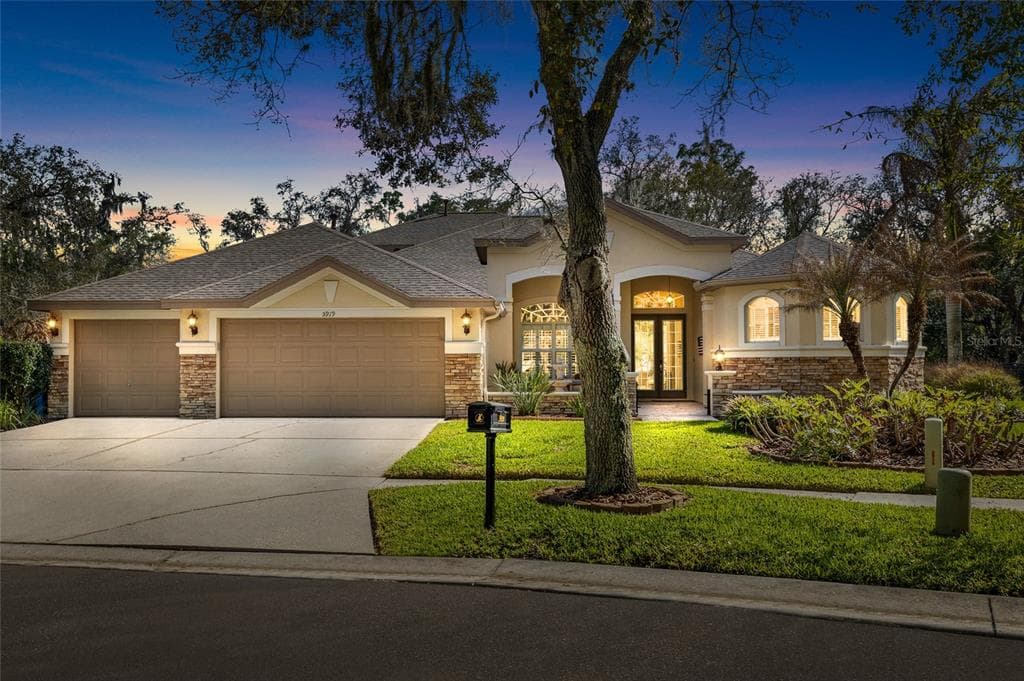 5919 JAEGERGLEN DRIVE LITHIA, FL 33547